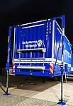 Werkstattcontainer der Logistik auf den dafür vorgesehenen Stützen